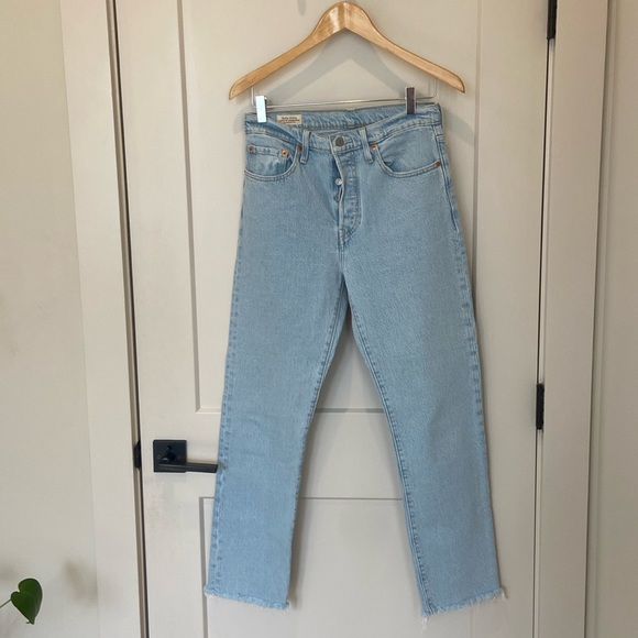 501 Original Fit Cropped Jeans - Picture 1 of 3